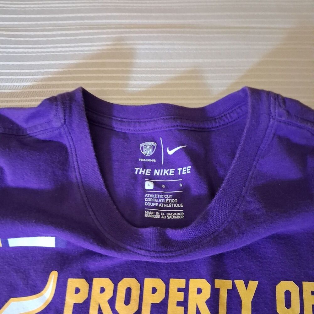 Nike Minnesota Vikings Property Of T-Shirt Mens Large Purple NFL Training